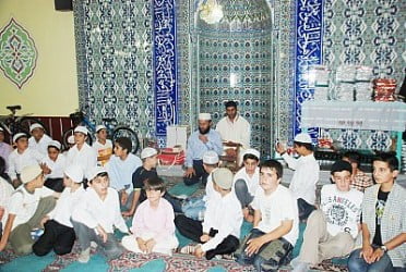60 kişi Kuran kursundan mezun oldu