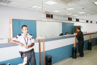 Vakıfbank bin kişiyi işe alacak