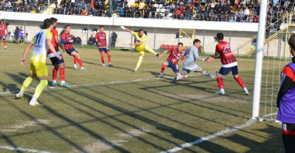 Muşspor, Bergama Sportif’i 3-0 Mağlup Ederek Şampiyonluk Yolunda Güçlü Adımlar…