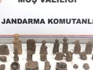 Muş’ta 4 Bin Yıllık Tarihi Eserlerle Suçüstü Yakalandılar
