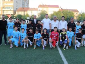 Muş’ta Bir İlk: U12 Finali Işıklar Altında Oynandı
