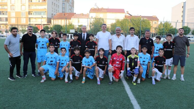 Muş’ta Bir İlk: U12 Finali Işıklar Altında Oynandı