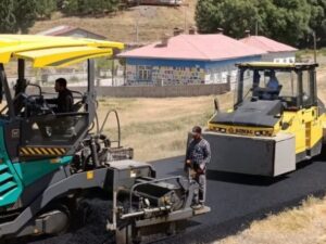 Toprakkale Köyü’nde BSK Yol Çalışmaları Devam Ediyor