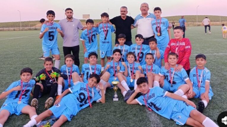 U13 Ligi Muş Şampiyonu Gençlerbirliği Oldu