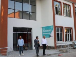 Malazgirt, gençlik yatırımlarıyla sosyal ve sportif bir merkez haline geliyor.