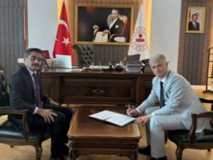 Varto’da 200 Kişilik Yurt İçin İmzalar Atıldı