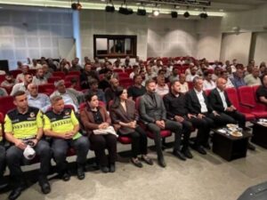 Malazgirt’te Şeker Pancarı Üreticilerine Yönelik Toplantı Düzenlendi